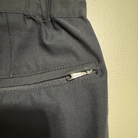 Lululemon Warpcity Jogger Black size medium - Picture 7 of 8